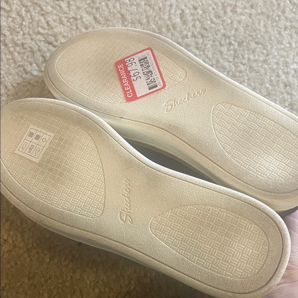 NWT Skechers  Dark Blue Sneakers - Picture 4 of 4